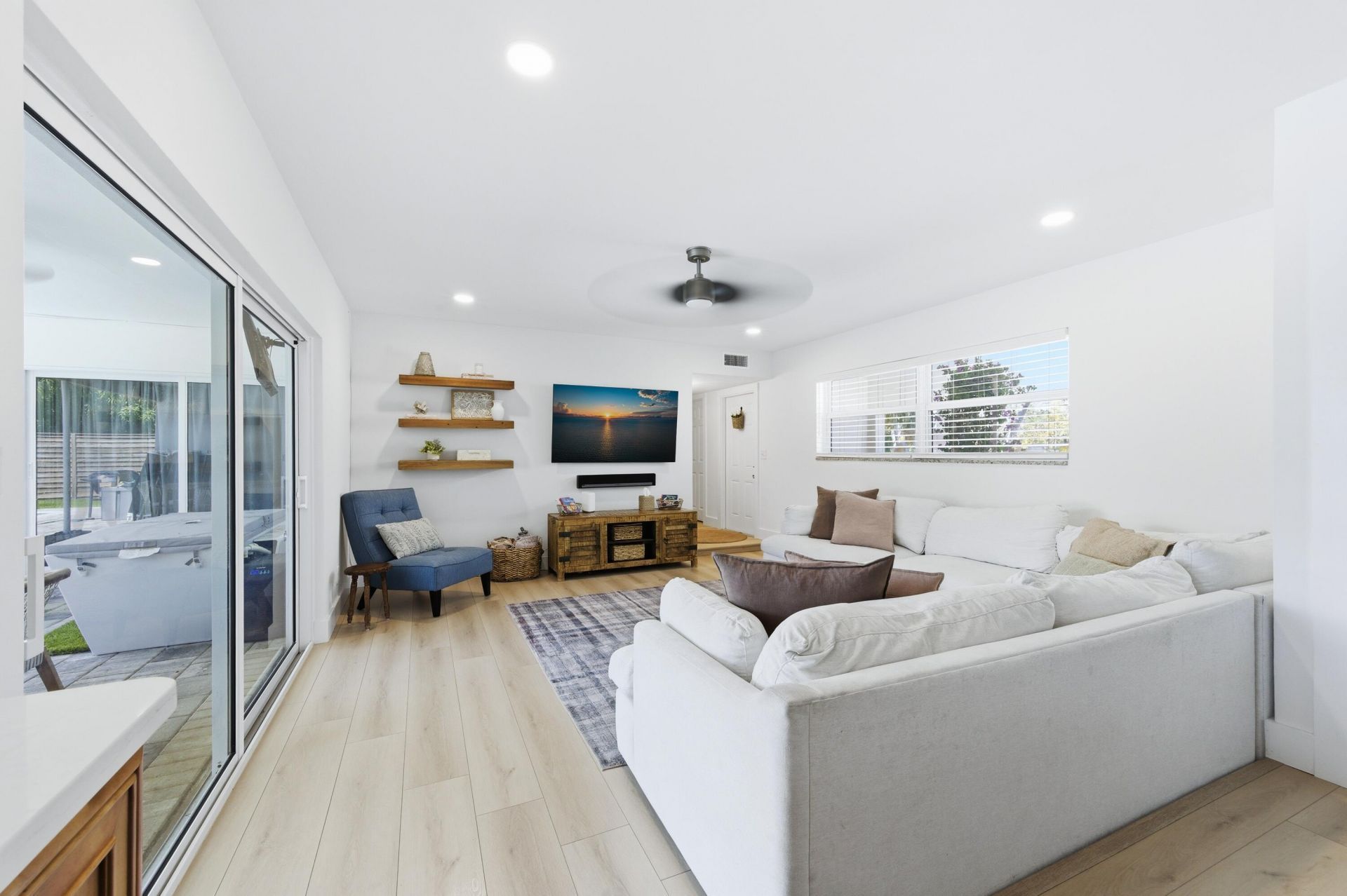 9744 Dahlia Avenue, Palm Beach Gardens, FL 33410 Photo