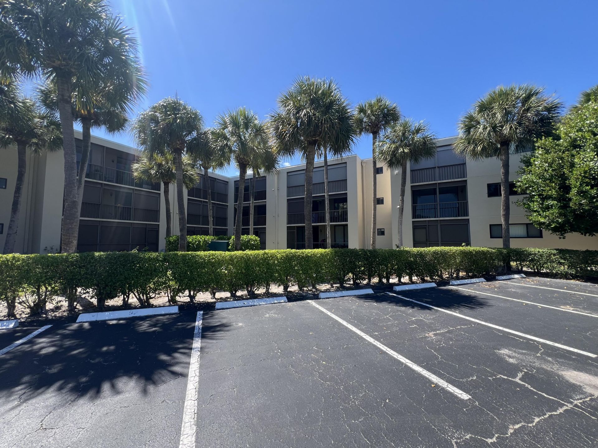 5370 Las Verdes Circle, Unit 219, Delray Beach, FL 33484 Photo