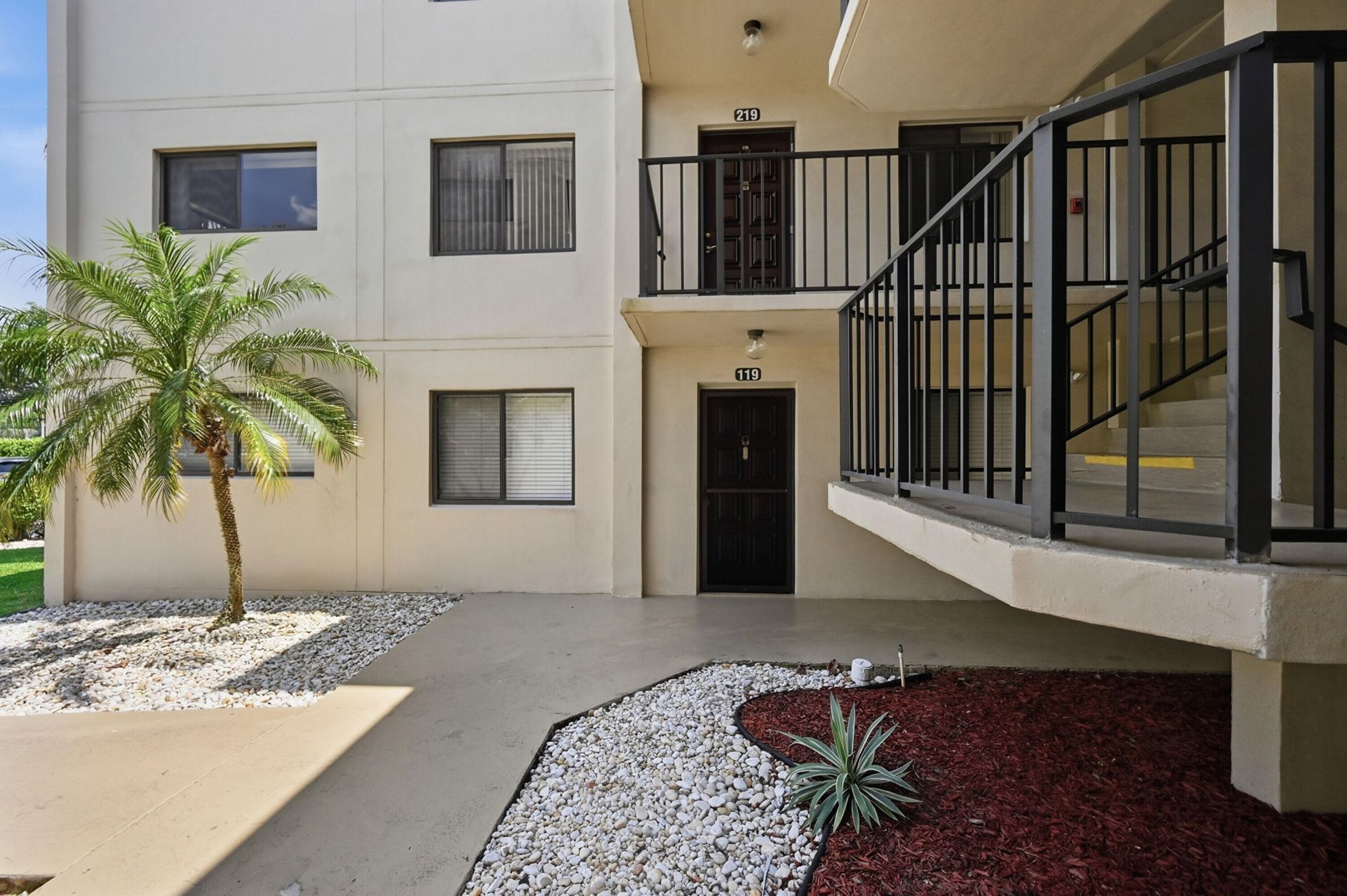 5370 Las Verdes Circle, Unit 219, Delray Beach, FL 33484 Photo