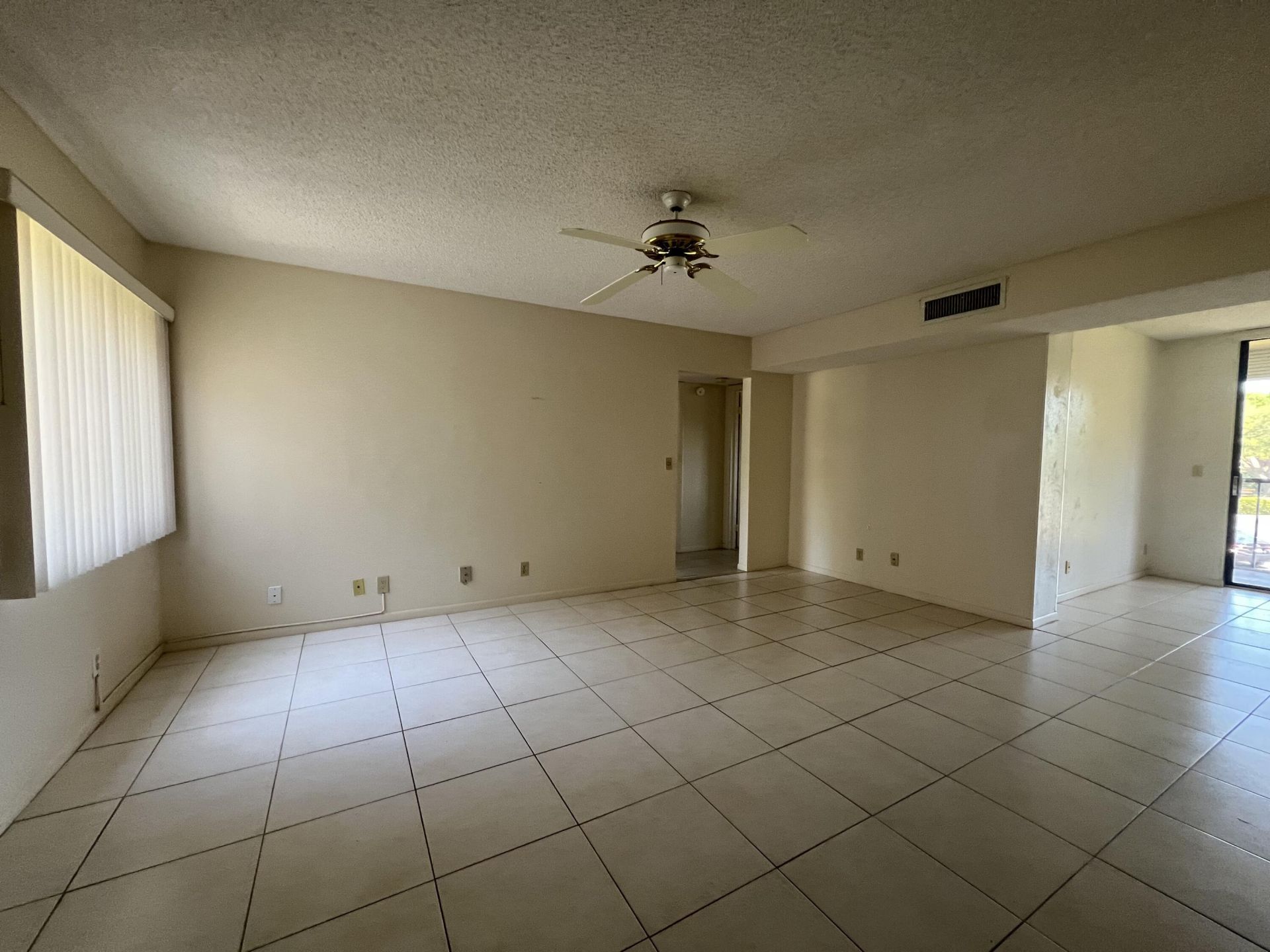 5370 Las Verdes Circle, Unit 219, Delray Beach, FL 33484 Photo