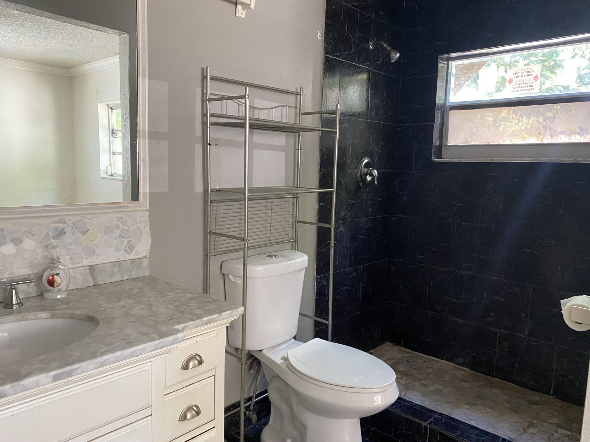 2411 NE 2nd Terrace, Pompano Beach, FL 33064 Photo