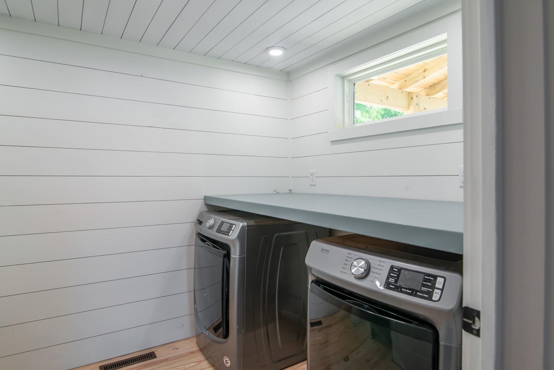 504 Deer Run Ave. Photo 20