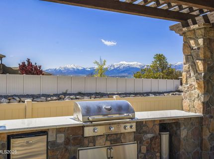 2670 Hanovarian Way, Reno, NV 89521 Photo