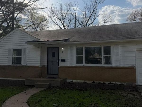 2 Marcel Court , St Louis, MO 63135