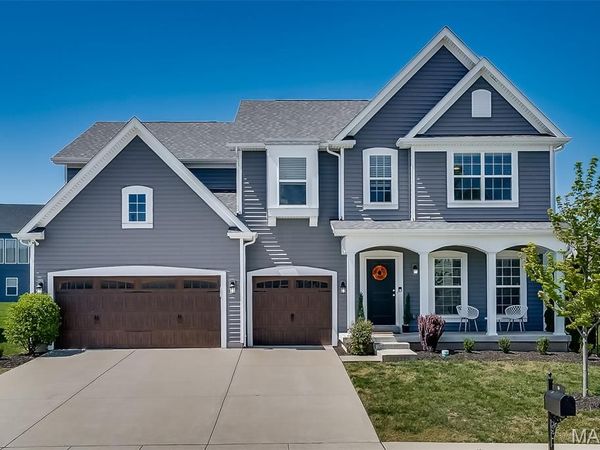 214 Carlton Point Drive, Wentzville, MO 63385