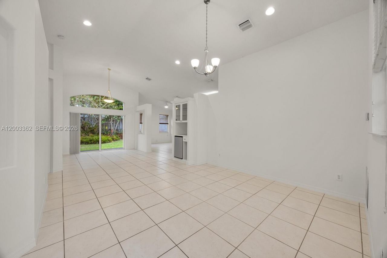 18322 SW 94th Ct, Palmetto Bay, FL 33157 Photo