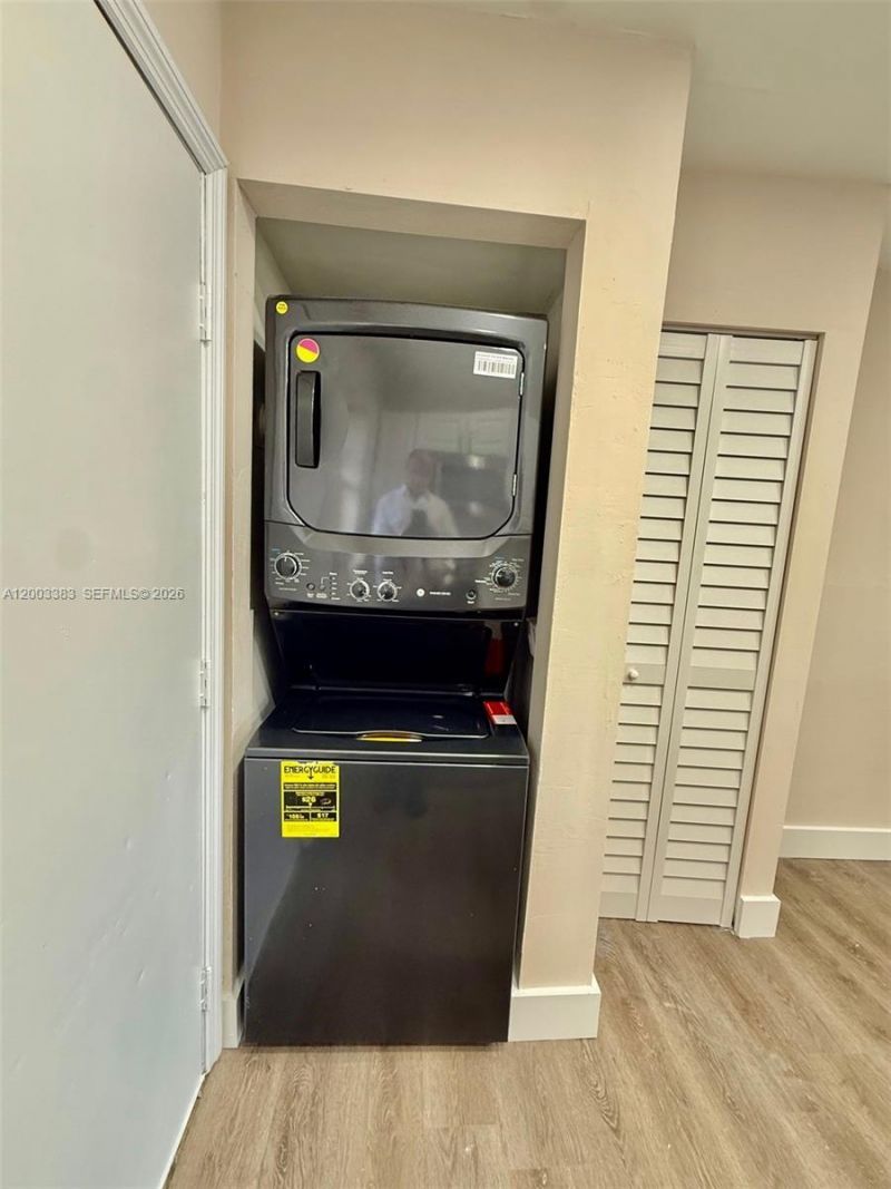 1950 W 54th St, Unit 115, Hialeah, FL 33012 Photo