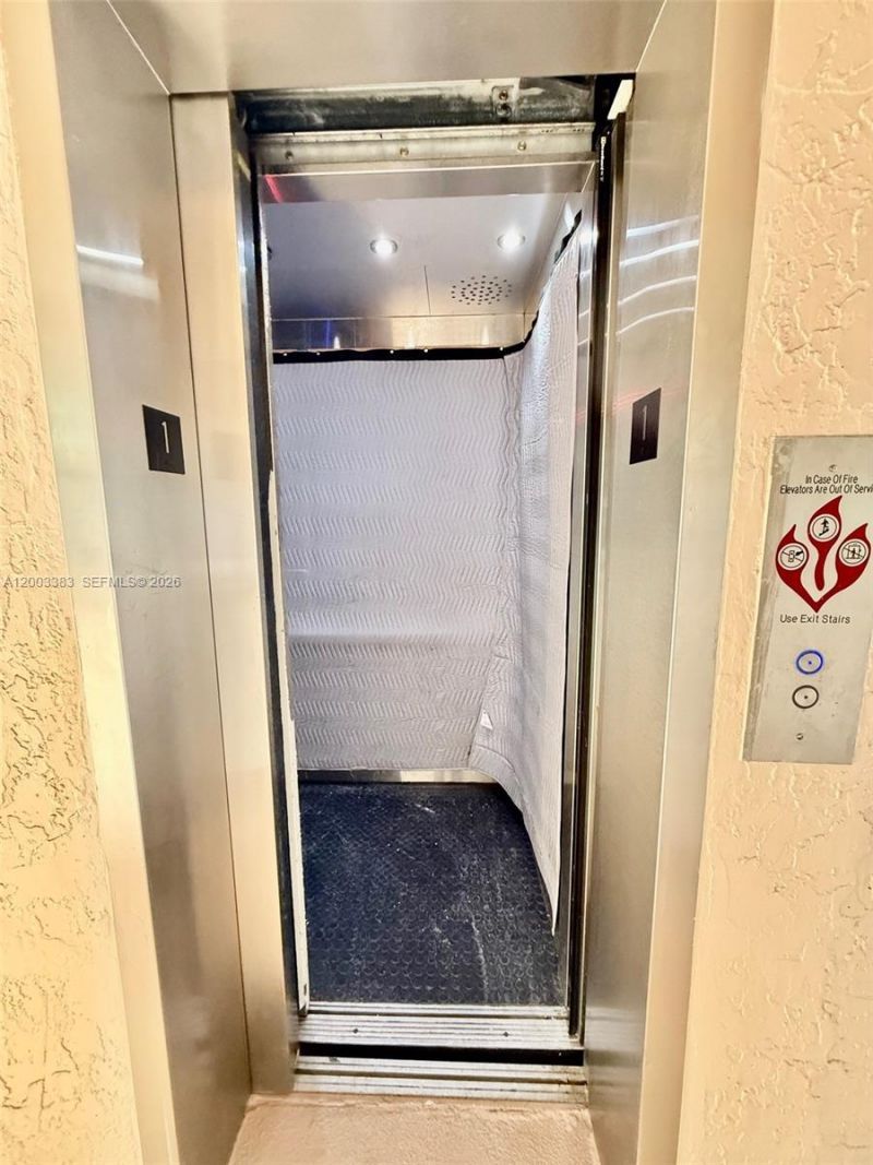 1950 W 54th St, Unit 115, Hialeah, FL 33012 Photo