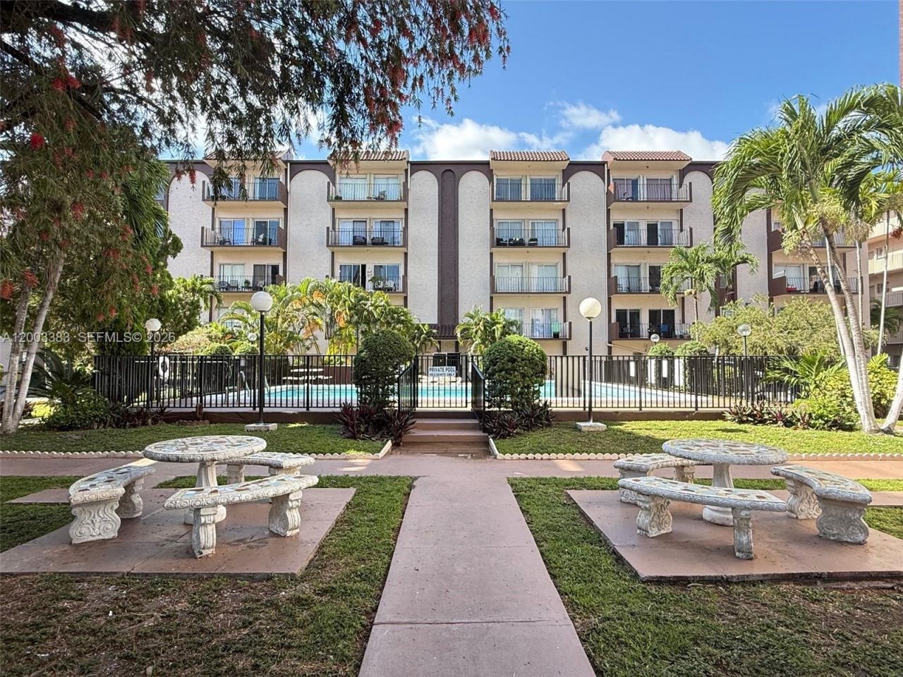 1950 W 54th St, Unit 115, Hialeah, FL 33012 Photo