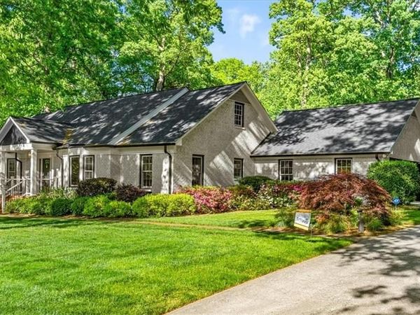 312 Willoughby Boulevard, Greensboro, NC 27408