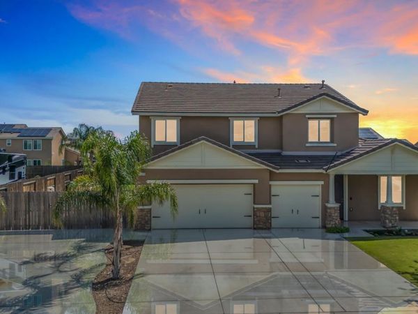 15419 Calabria Court, Bakersfield, CA 93314