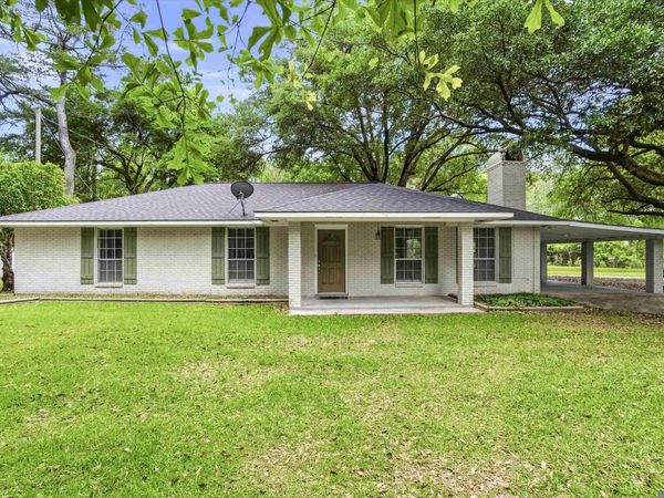 18320 Stoney Point Burch Rd, Greenwell Springs, LA 70739