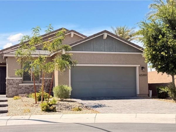 6589 Songfest Street , North Las Vegas, NV 89086
