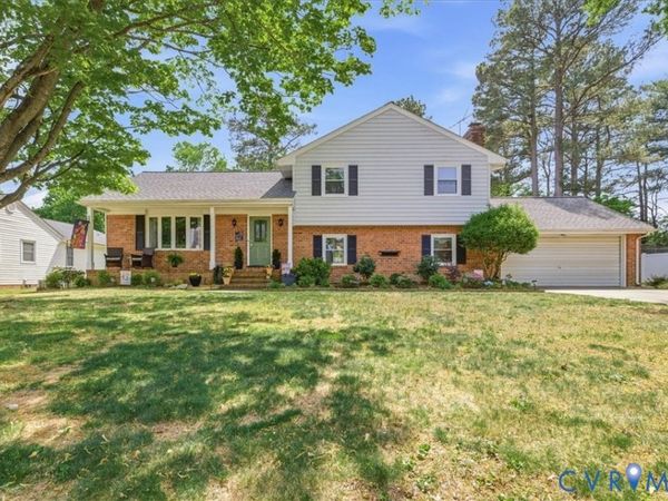 1311 Hermitage Road , Colonial Heights, VA 23834