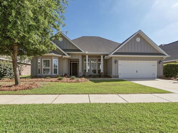 388 Lilly Bell Lane, Freeport, FL 32439