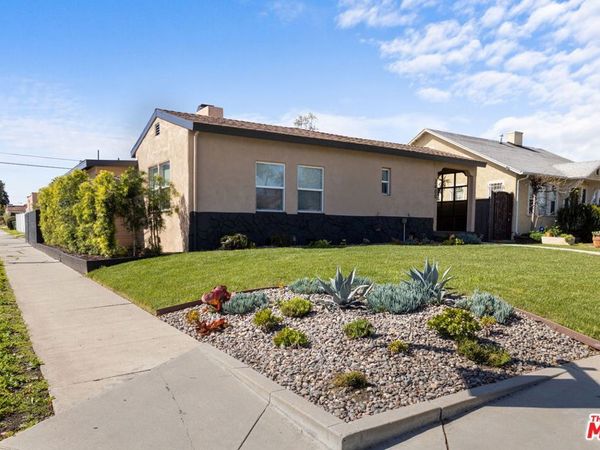 2400 W 74th Street, Los Angeles, CA 90043