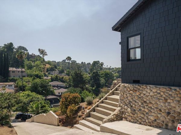 1130 El Paso Drive, Los Angeles, CA 90065