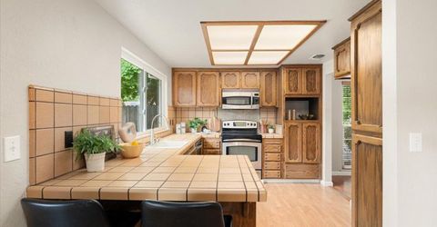 3608 Mountain View Dr, Rocklin, CA 95677 Photo