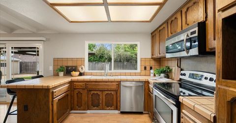 3608 Mountain View Dr, Rocklin, CA 95677 Photo