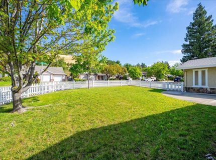 3608 Mountain View Dr, Rocklin, CA 95677 Photo