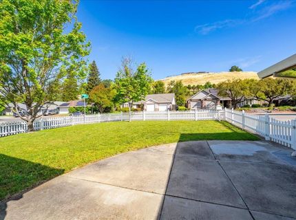 3608 Mountain View Dr, Rocklin, CA 95677 Photo