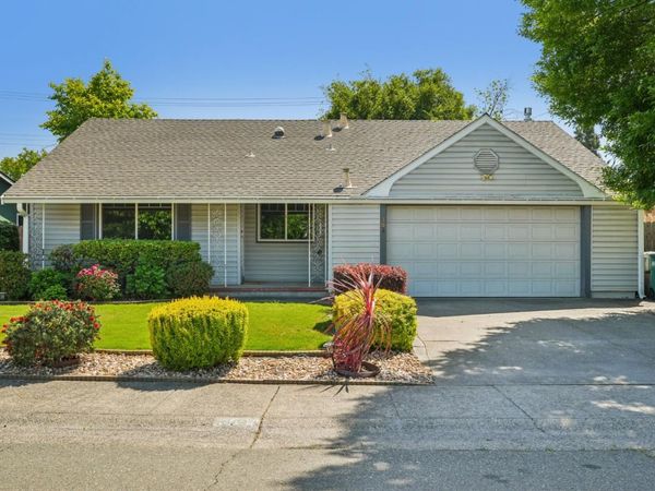 304 Margaret Way, Roseville, CA 95678