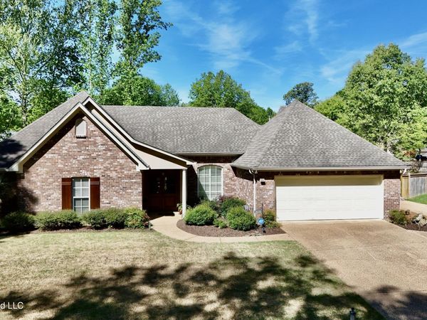202 Bruenburg Parkway, Clinton, MS 39056