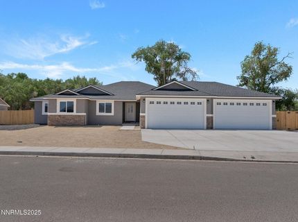 1370 Nevada Pacific Boulevard, Fernley, NV 89408 Photo