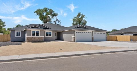 1370 Nevada Pacific Boulevard, Fernley, NV 89408 Photo