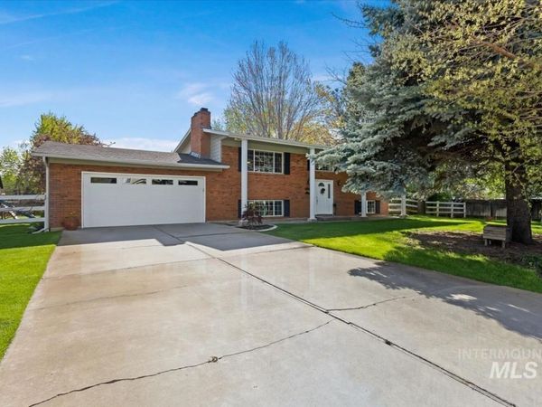 4870 N Farrow St, Boise, ID 83713