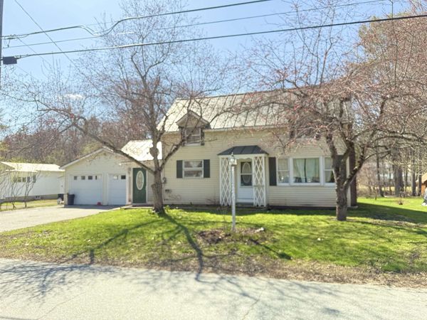 277 South Street, Hartford, VT 05088