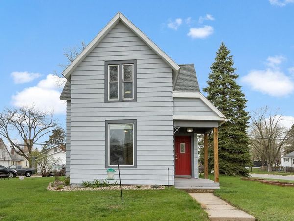 331 E Carroll Street, Portage, WI 53901