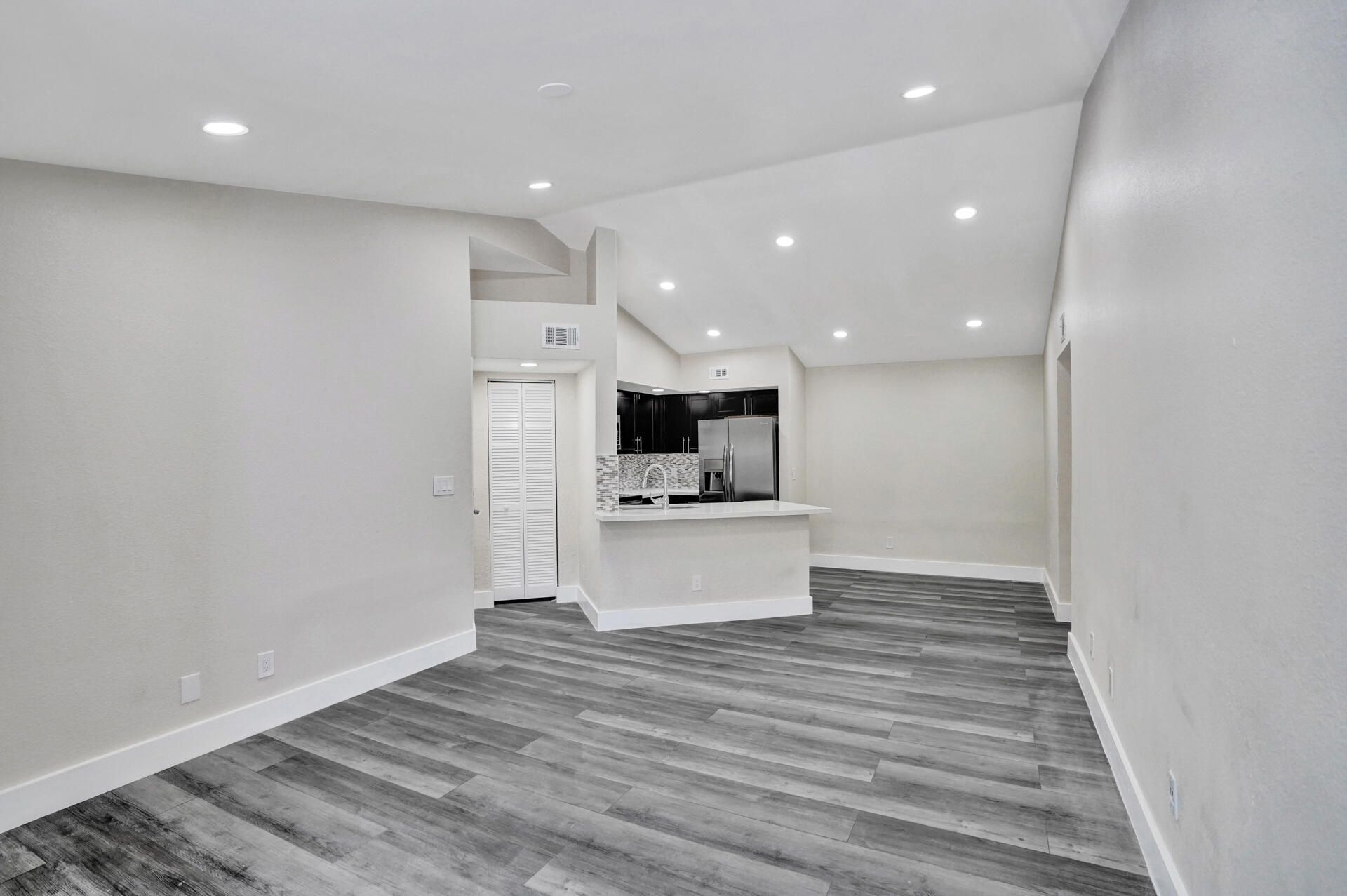 595 Vista Isles Drive, Unit 1925, Sunrise, FL 33325 Photo