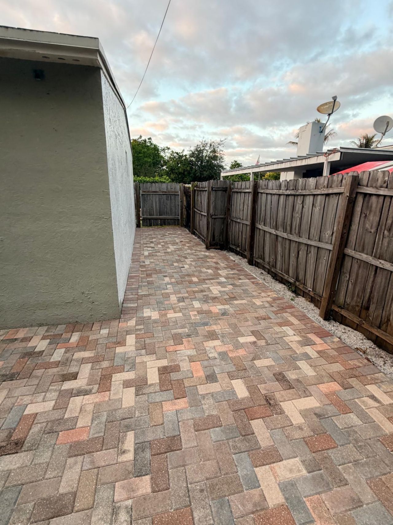 740 Aspen Road, West Palm Beach, FL 33409 Photo