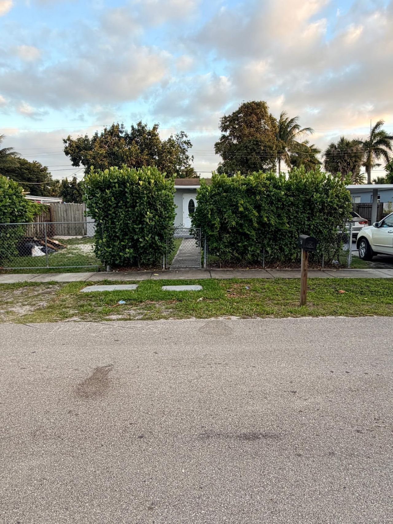 740 Aspen Road, West Palm Beach, FL 33409 Photo