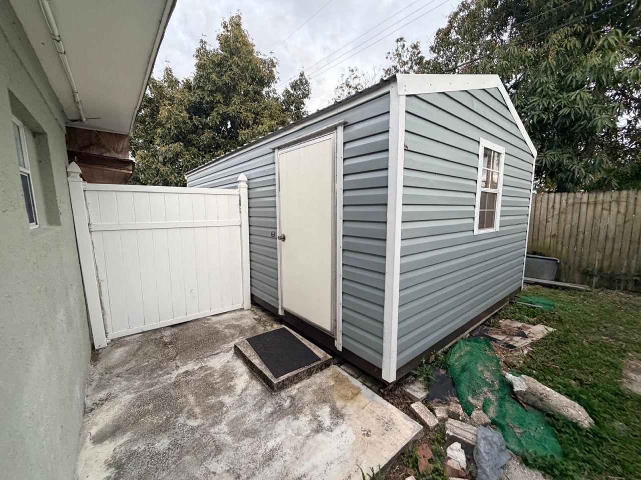 740 Aspen Road, West Palm Beach, FL 33409 Photo