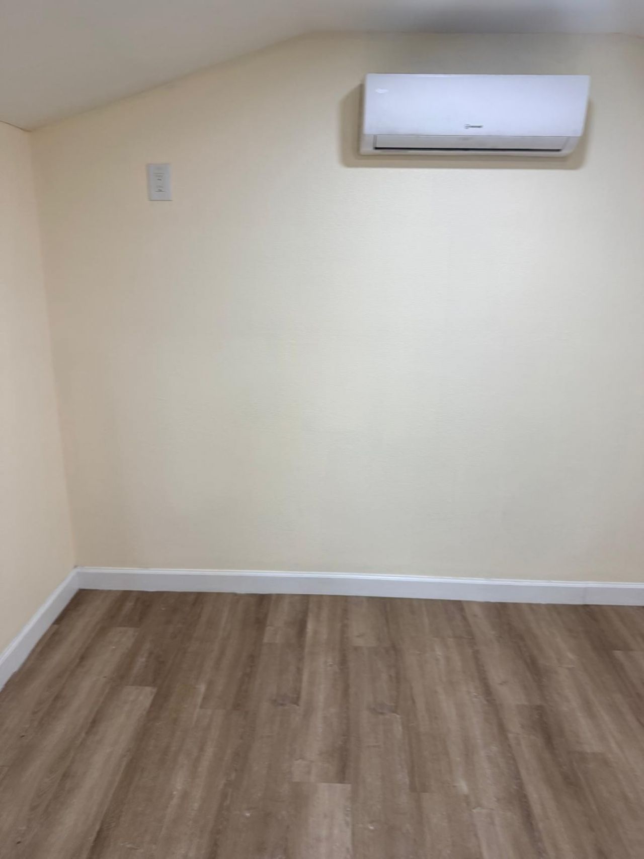 740 Aspen Road, West Palm Beach, FL 33409 Photo