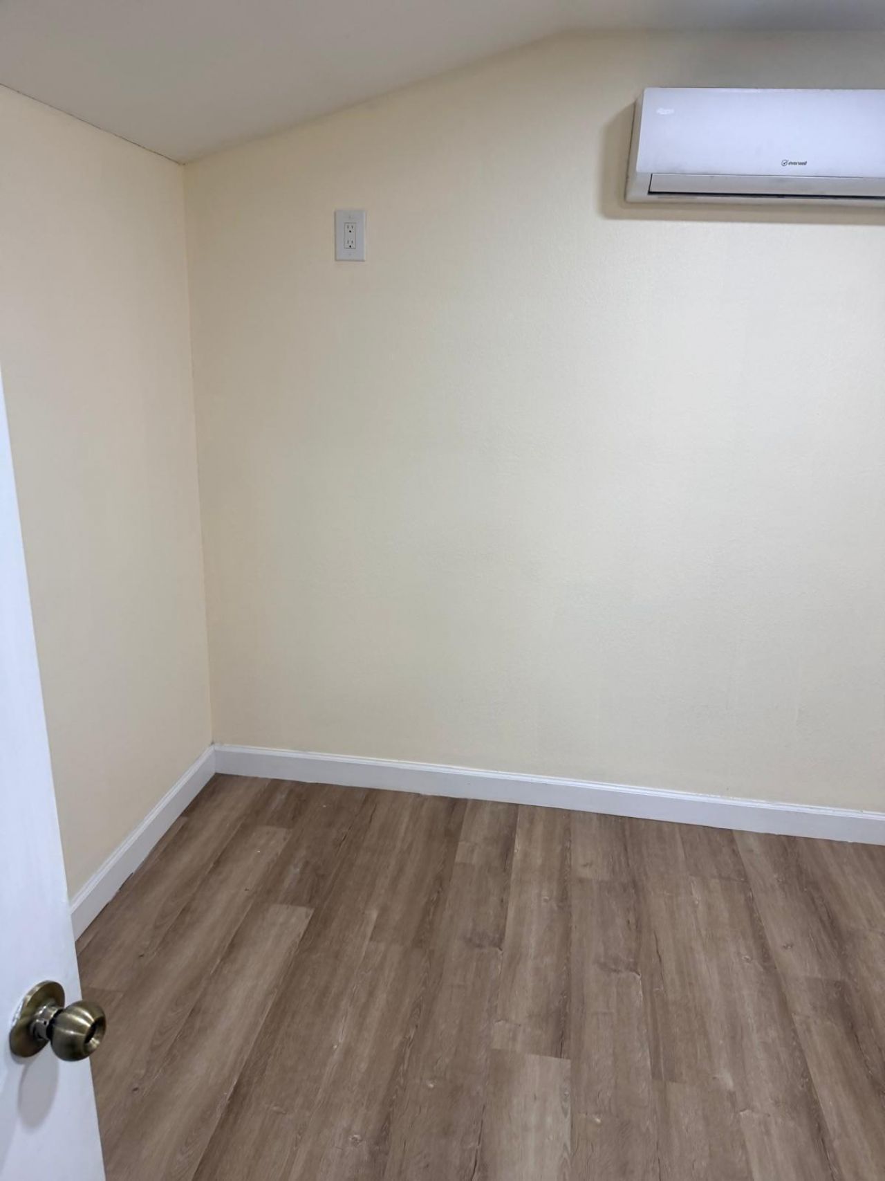 740 Aspen Road, West Palm Beach, FL 33409 Photo