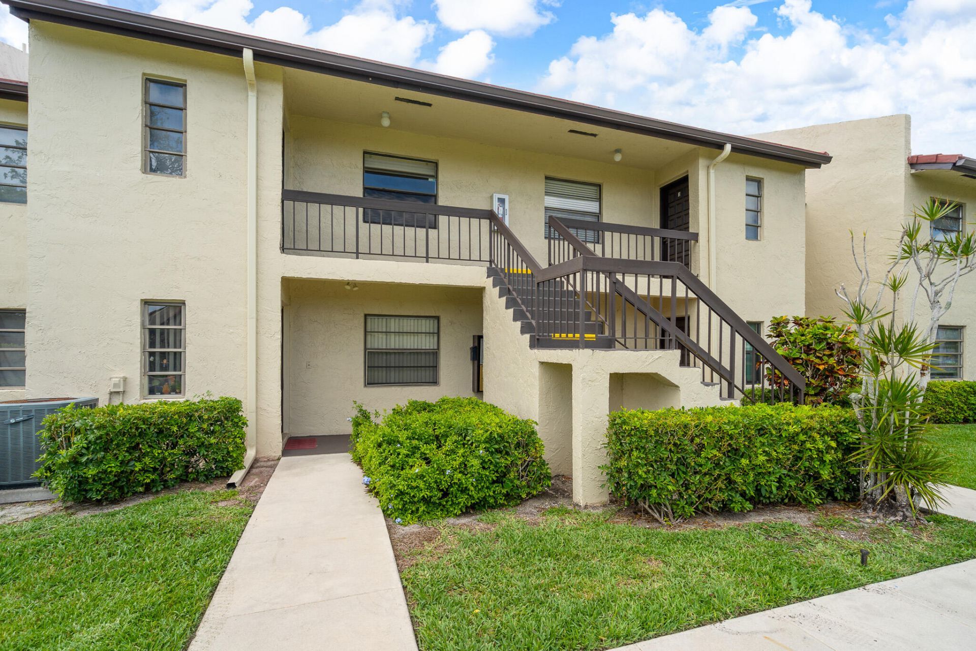 21218 Lago Circle, Unit F, Boca Raton, FL 33433 Photo