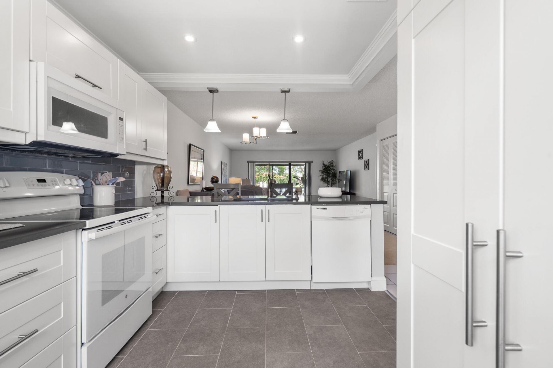 21218 Lago Circle, Unit F, Boca Raton, FL 33433 Photo