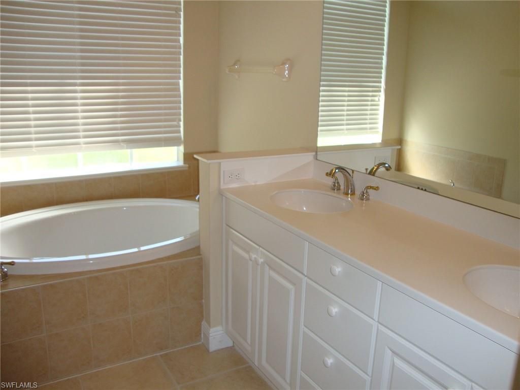 13942 Bently Cir , Fort Myers, FL 33912 Photo