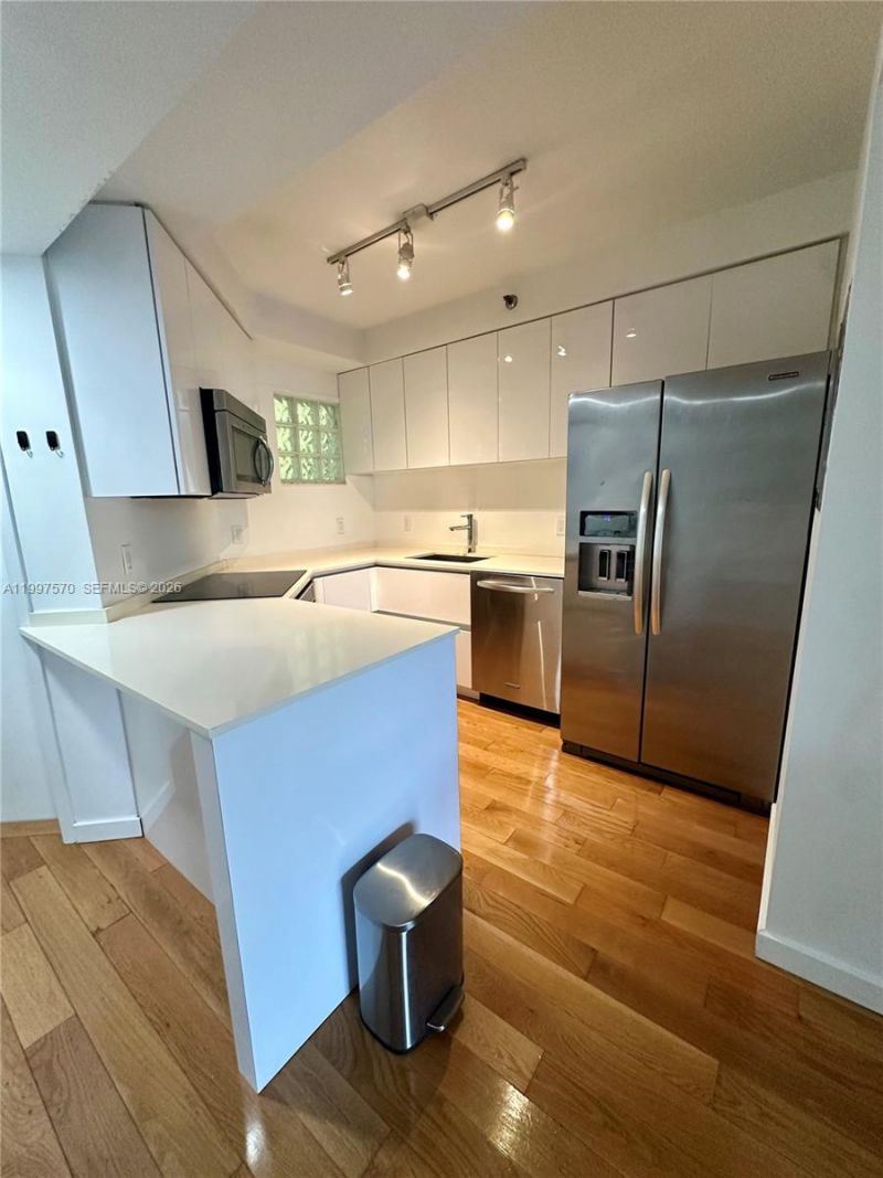 9156 Collins Ave , Unit 202, Surfside, FL 33154 Photo