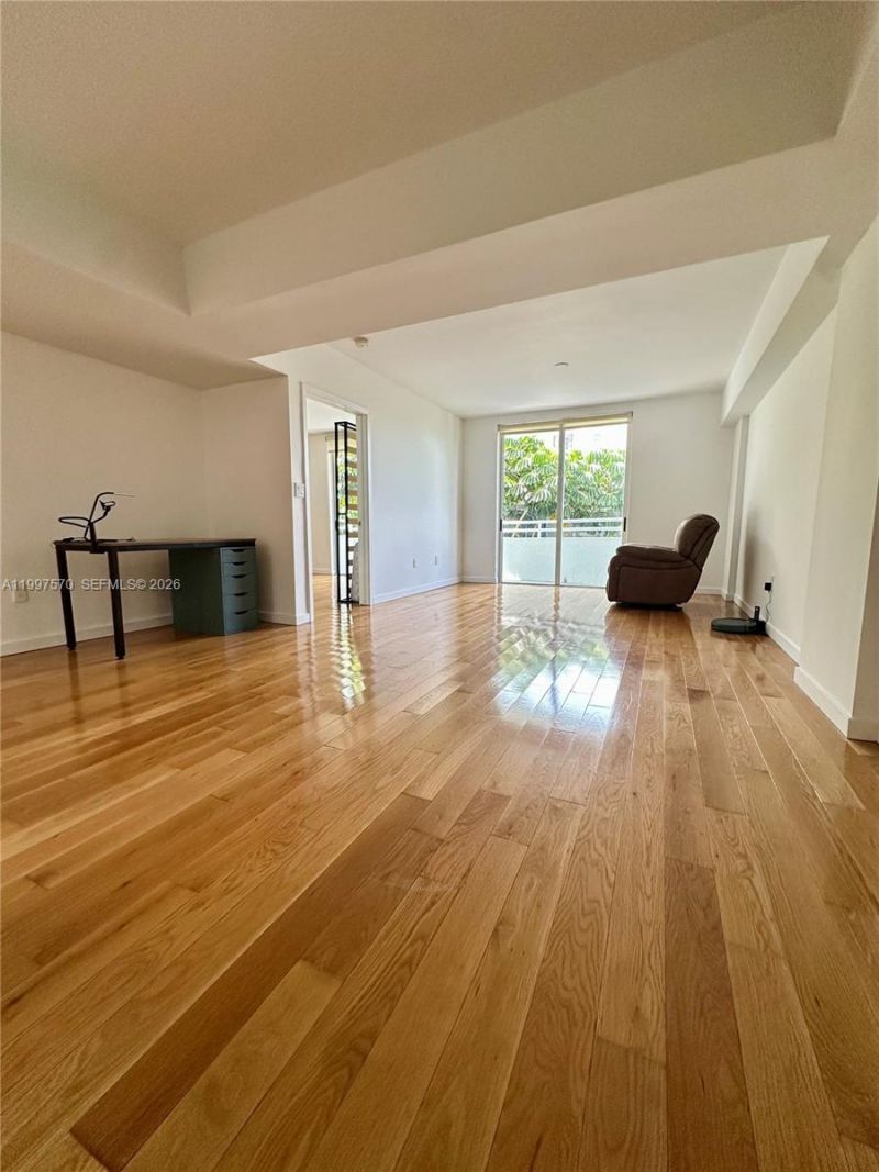 9156 Collins Ave , Unit 202, Surfside, FL 33154 Photo