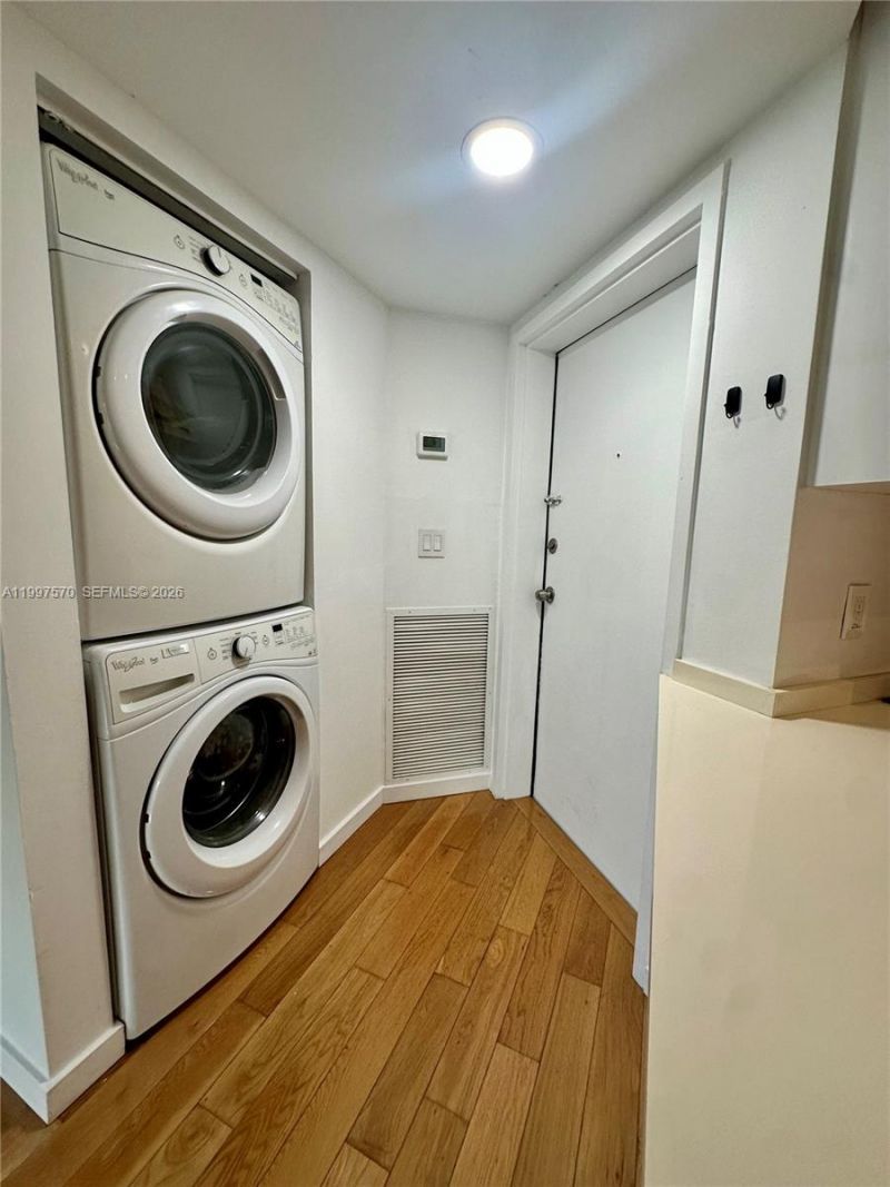 9156 Collins Ave , Unit 202, Surfside, FL 33154 Photo