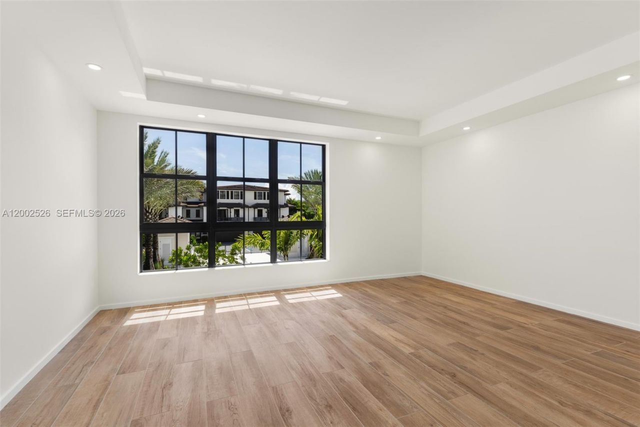 7496 SW 100th St , Pinecrest, FL 33156 Photo