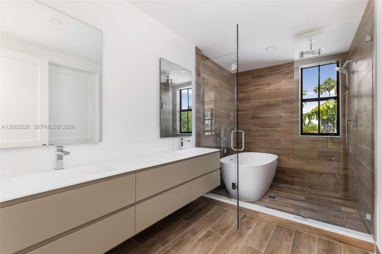 7496 SW 100th St , Pinecrest, FL 33156 Photo