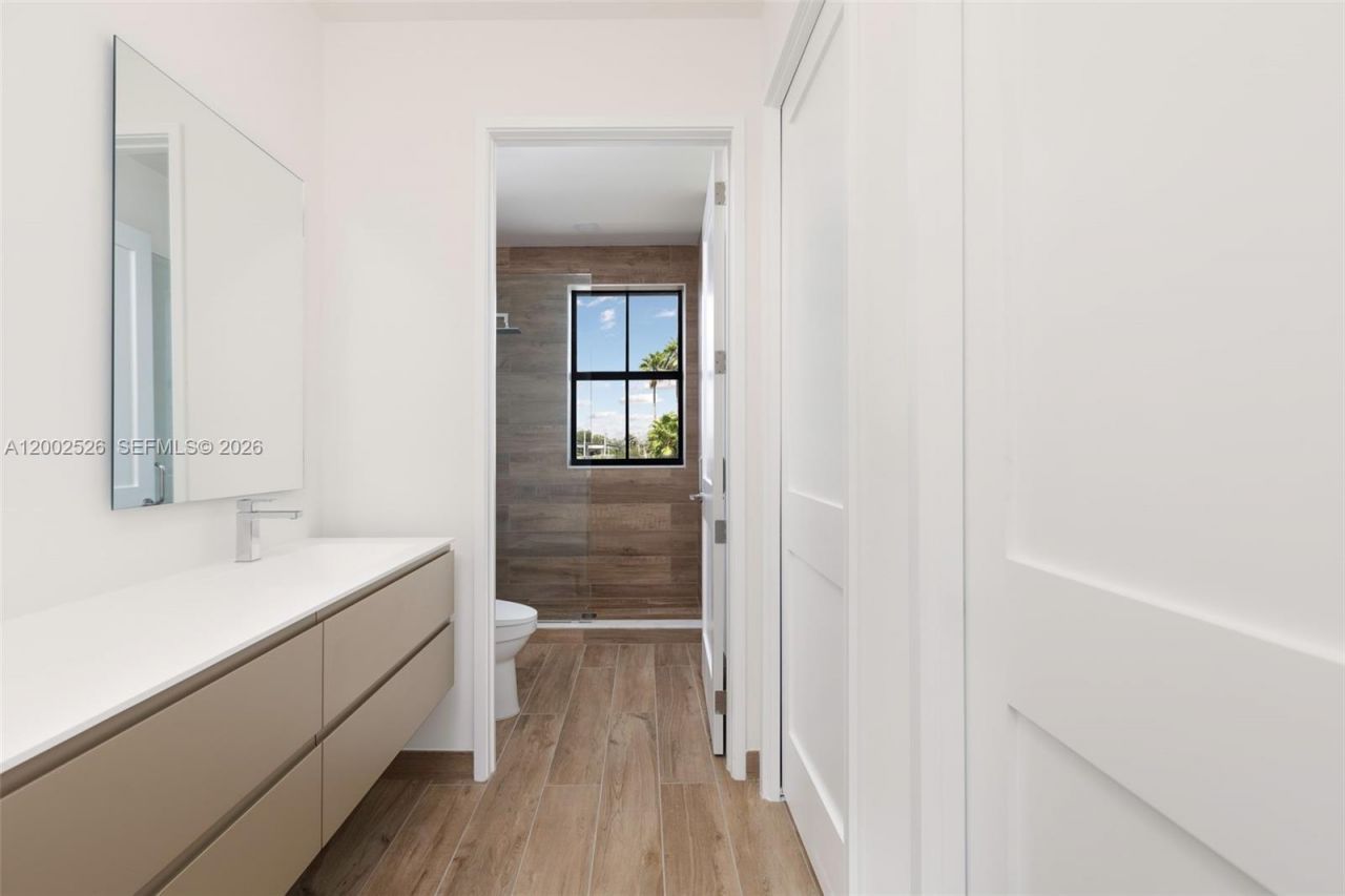 7496 SW 100th St , Pinecrest, FL 33156 Photo