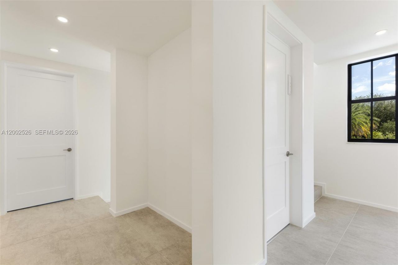 7496 SW 100th St , Pinecrest, FL 33156 Photo