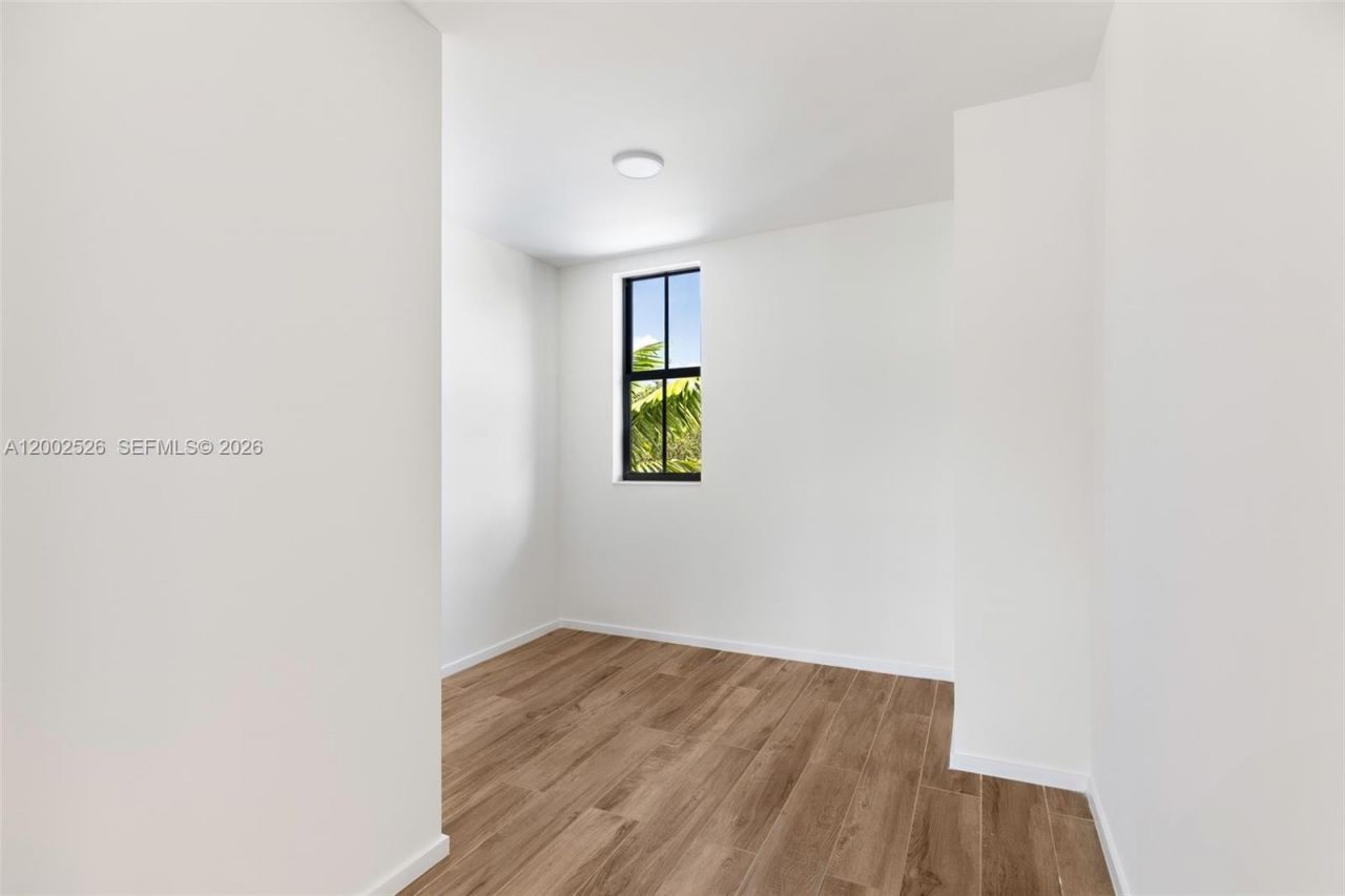 7496 SW 100th St , Pinecrest, FL 33156 Photo