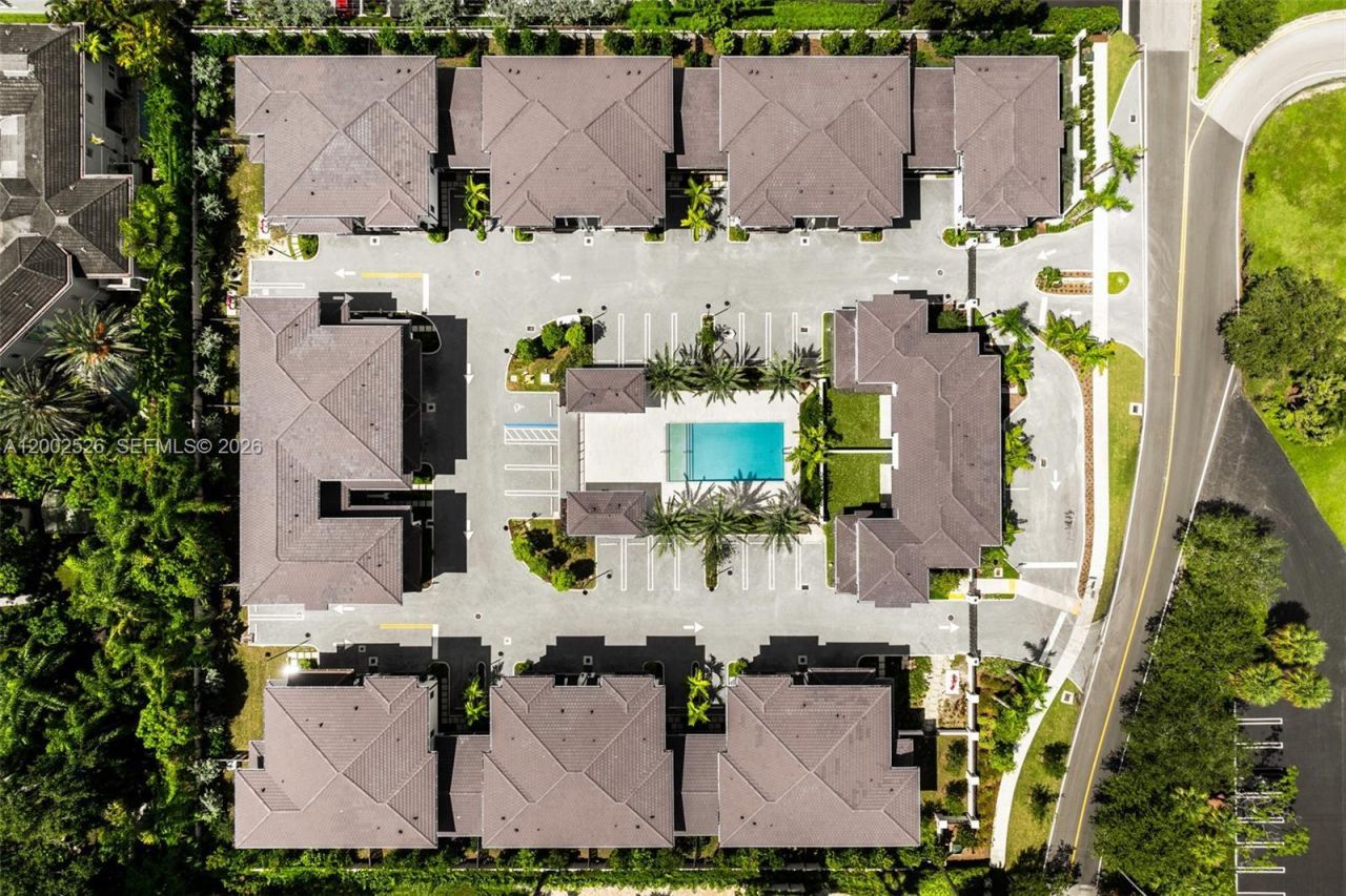 7496 SW 100th St , Pinecrest, FL 33156 Photo